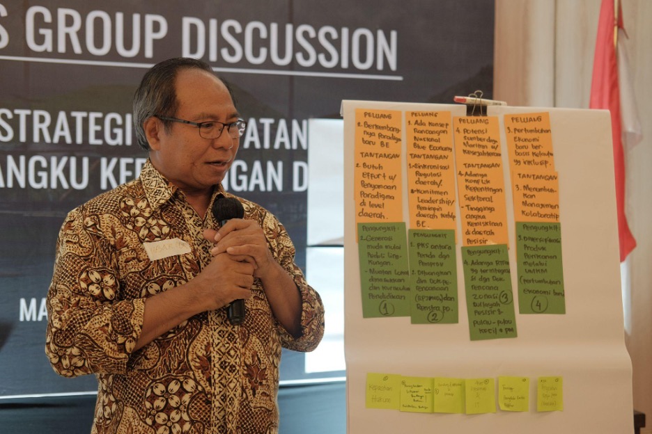 Closing session by Mubariq Ahmad. Photo by Hasan Adha Fauzi